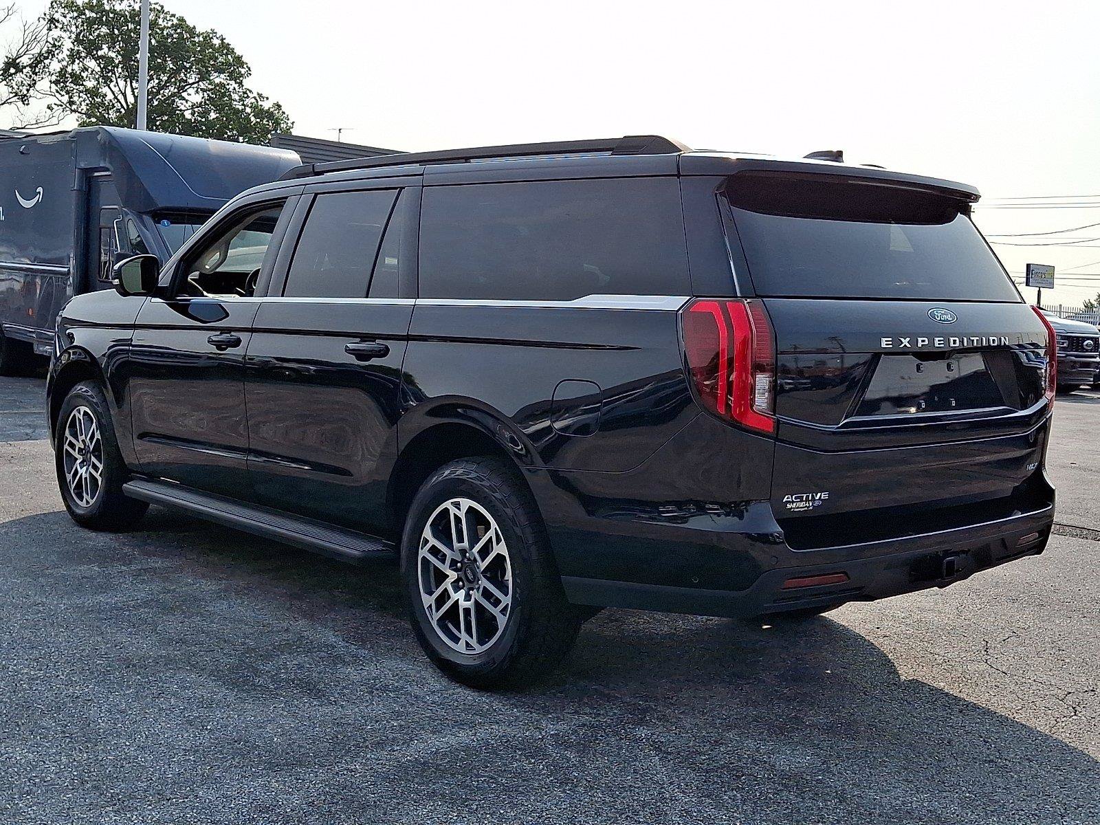 Certified 2025 Ford Expedition Max Active AWD/4WD image 4