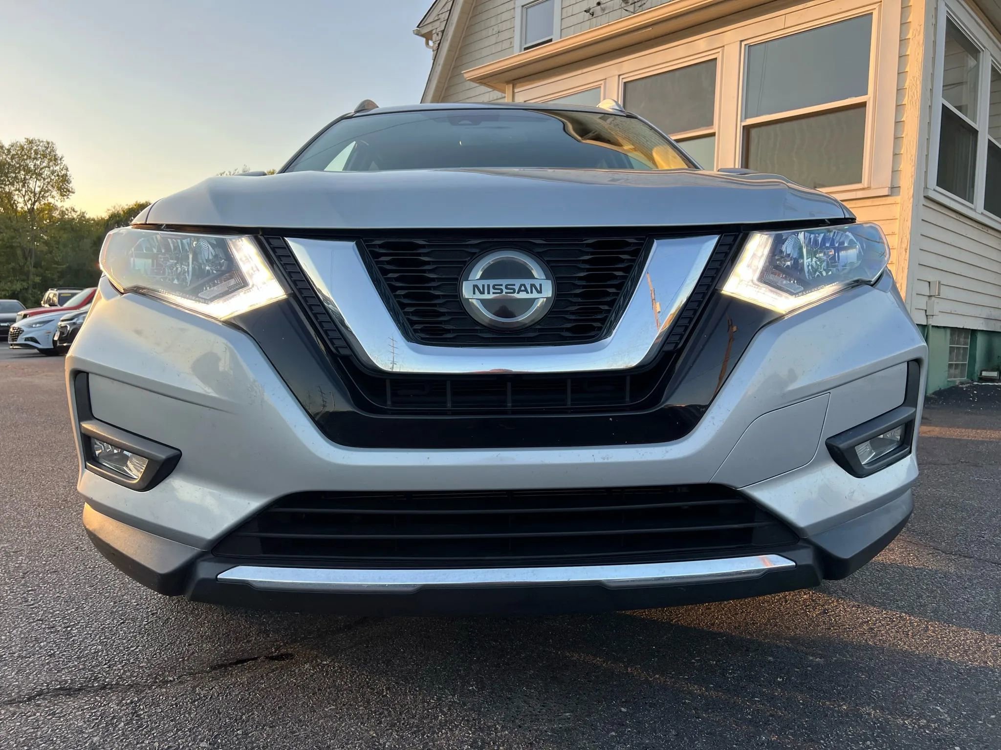 Used 2020 Nissan Rogue SL image 11