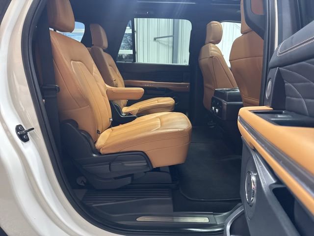 Used 2024 Ford Expedition Max Platinum image 28
