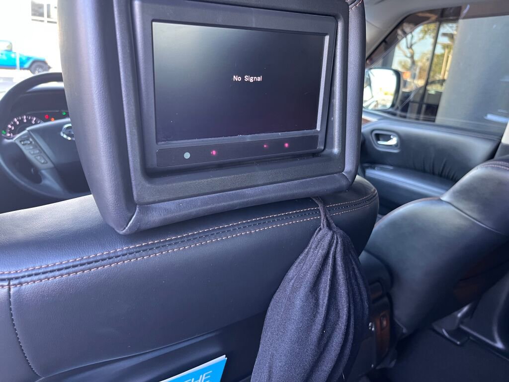 Used 2017 Nissan Armada Platinum image 22