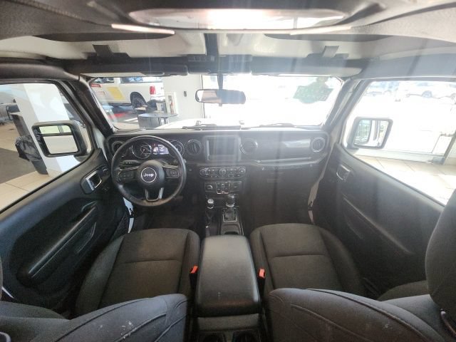 Used 2021 Jeep Wrangler Unlimited Sport AWD/4WD image 41