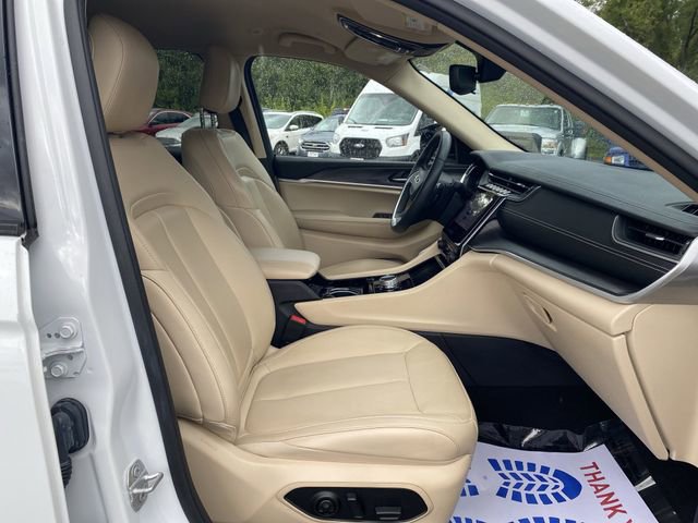 Used 2022 Jeep Grand Cherokee L Limited image 31