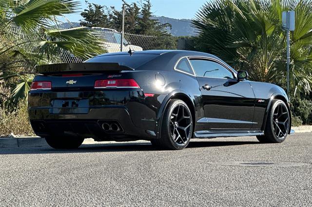 Used 2015 Chevrolet Camaro Z/28 image 3