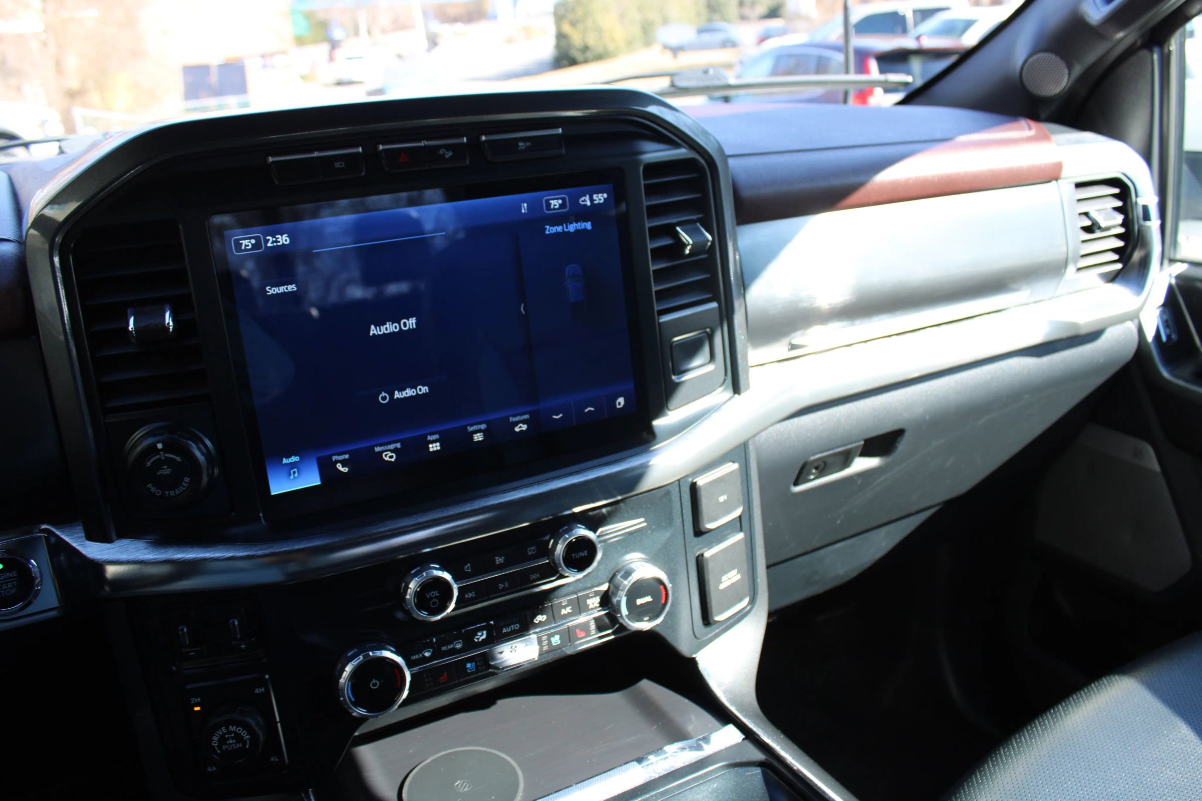 Used 2022 Ford F150 Lariat w/ Max Trailer Tow Package image 12