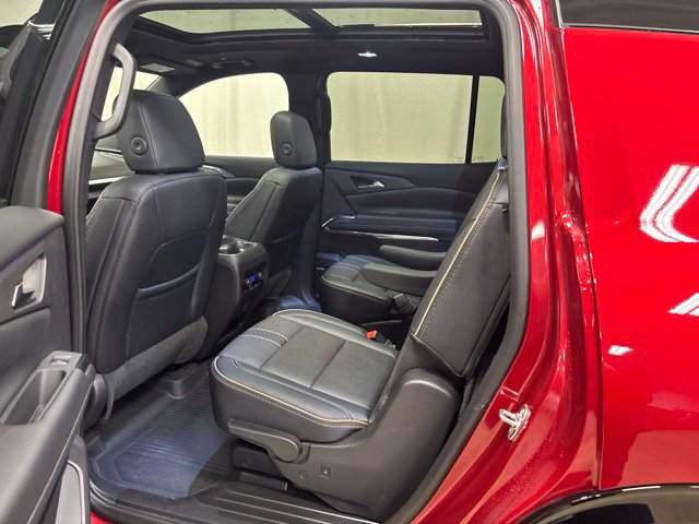 Used 2026 Chevrolet Traverse High Country w/ LPO, Floor Liner Package AWD/4WD image 21