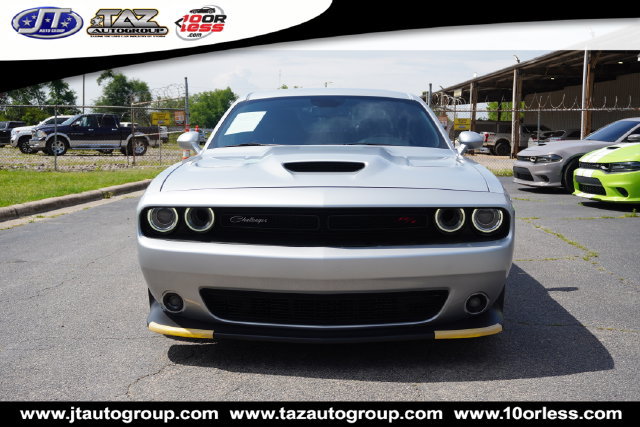 Used 2019 Dodge Challenger R/T Scat Pack RWD image 2
