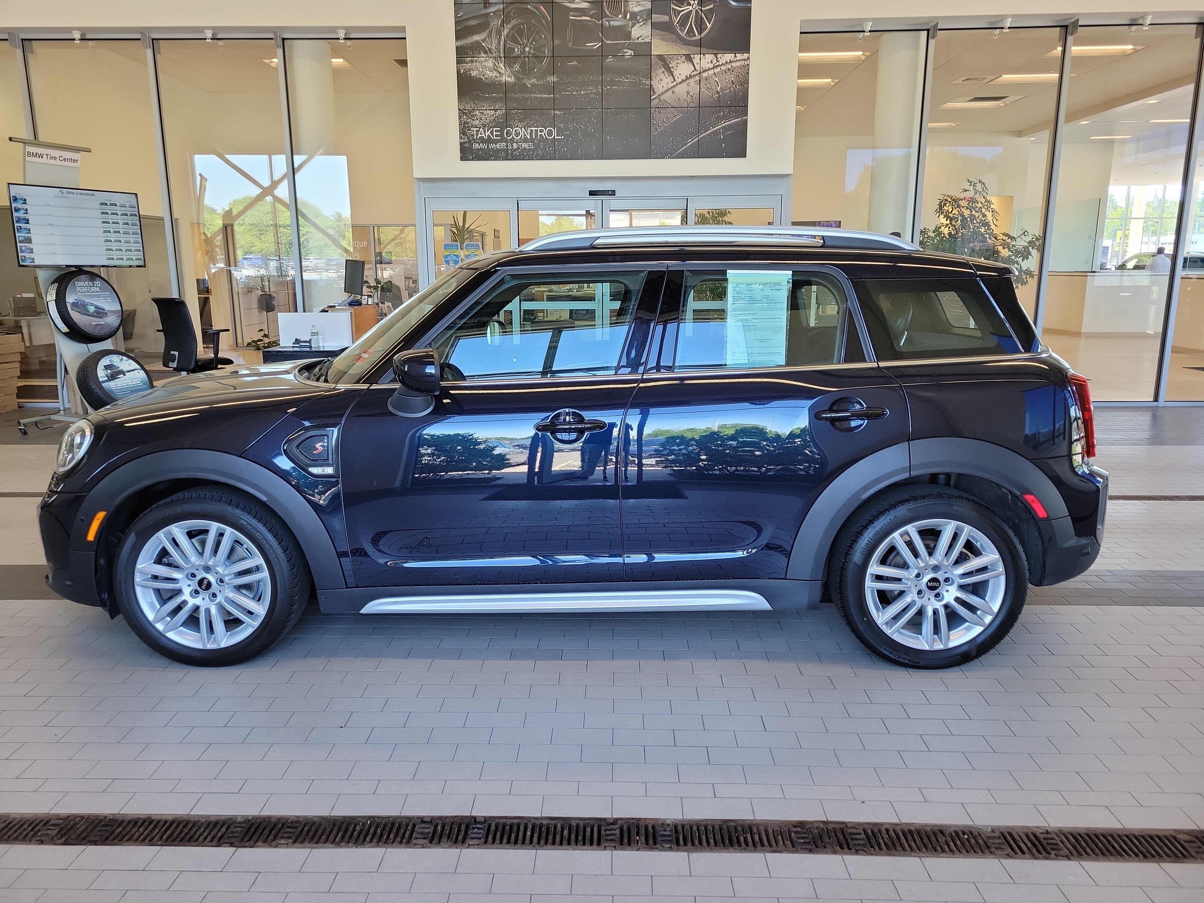 Used 2024 MINI Cooper Countryman S AWD/4WD image 8