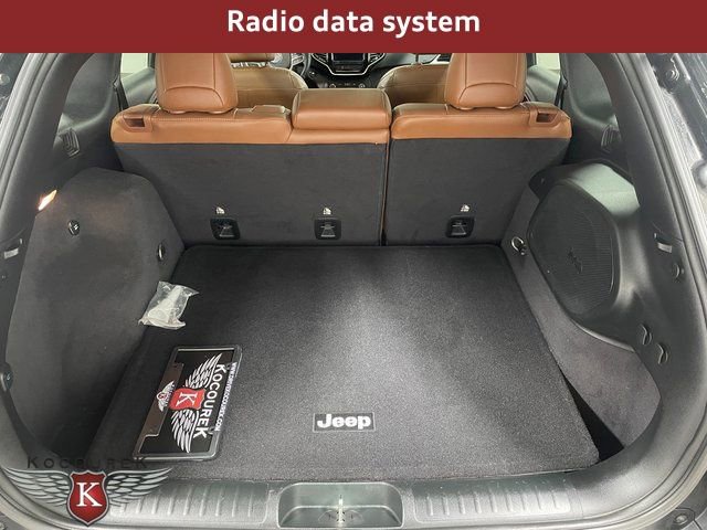 Used 2019 Jeep Cherokee Overland image 26