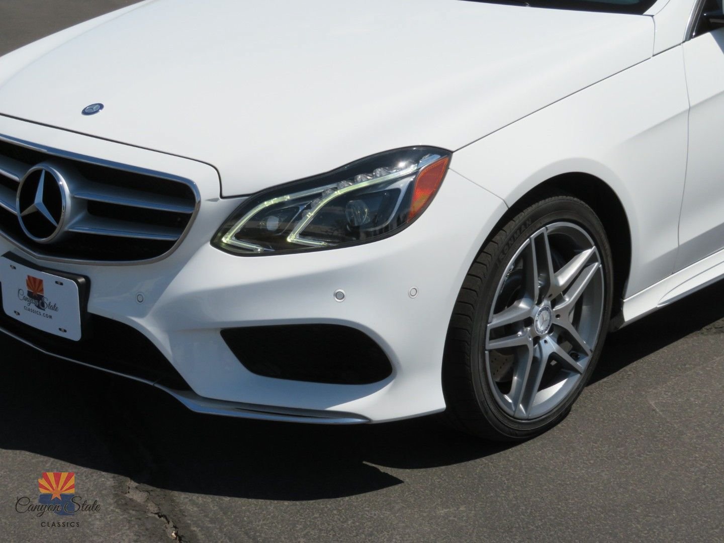 Used 2014 Mercedes-Benz E 550 4MATIC Sedan image 14