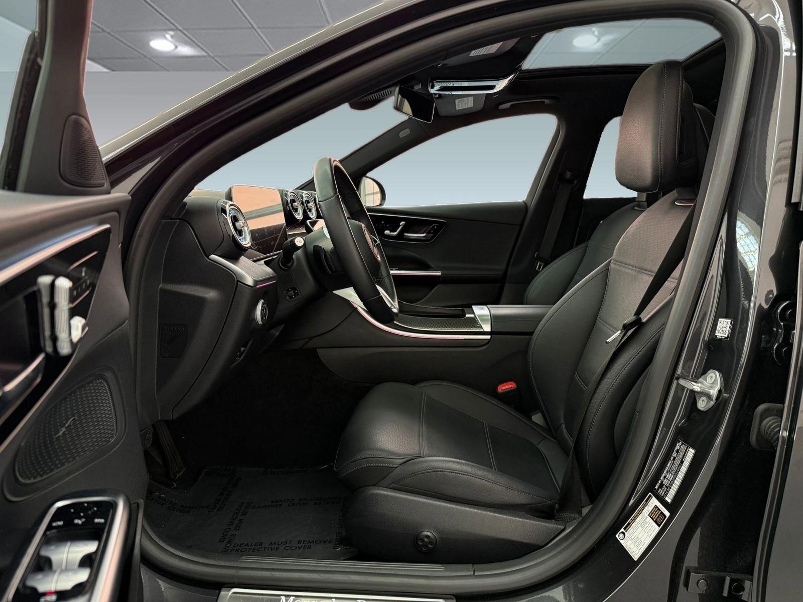 Used 2023 Mercedes-Benz C 300 Sedan w/ Exclusive Trim Package image 5