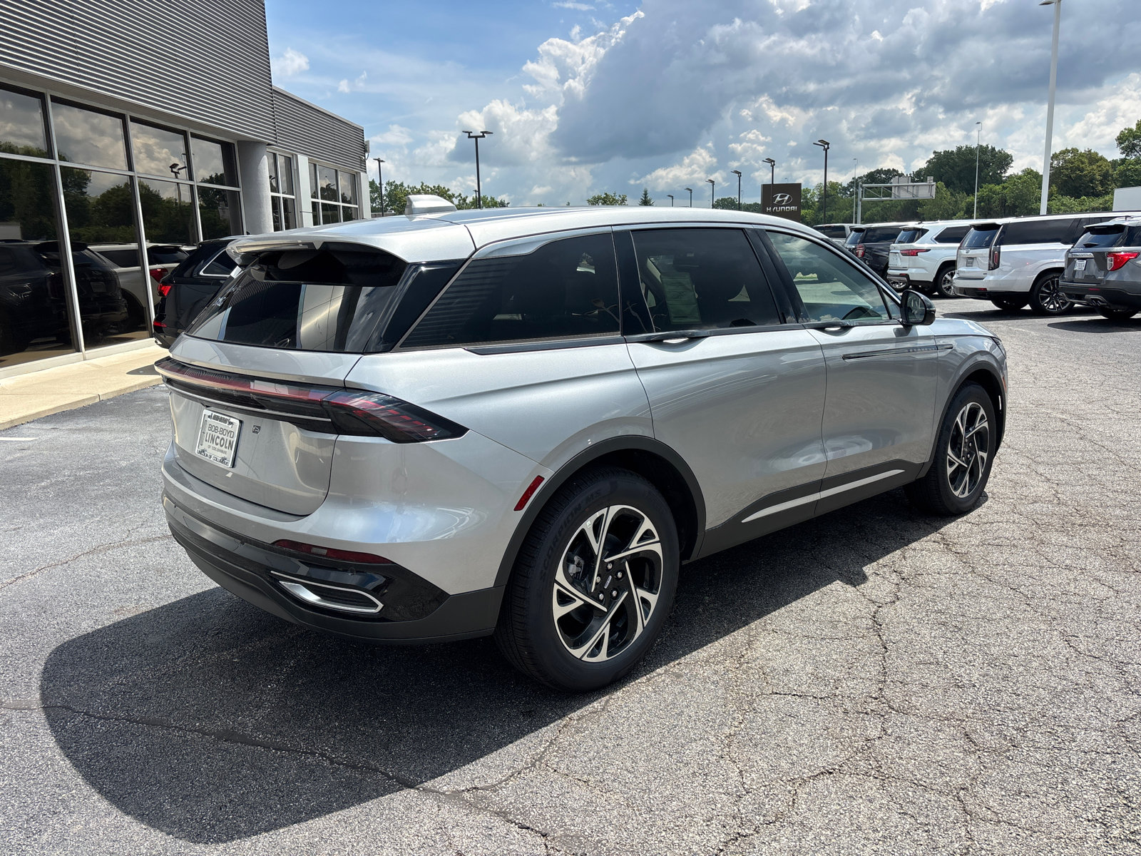 New 2026 Lincoln Nautilus Premier w/ Equipment Group 102A AWD/4WD image 7