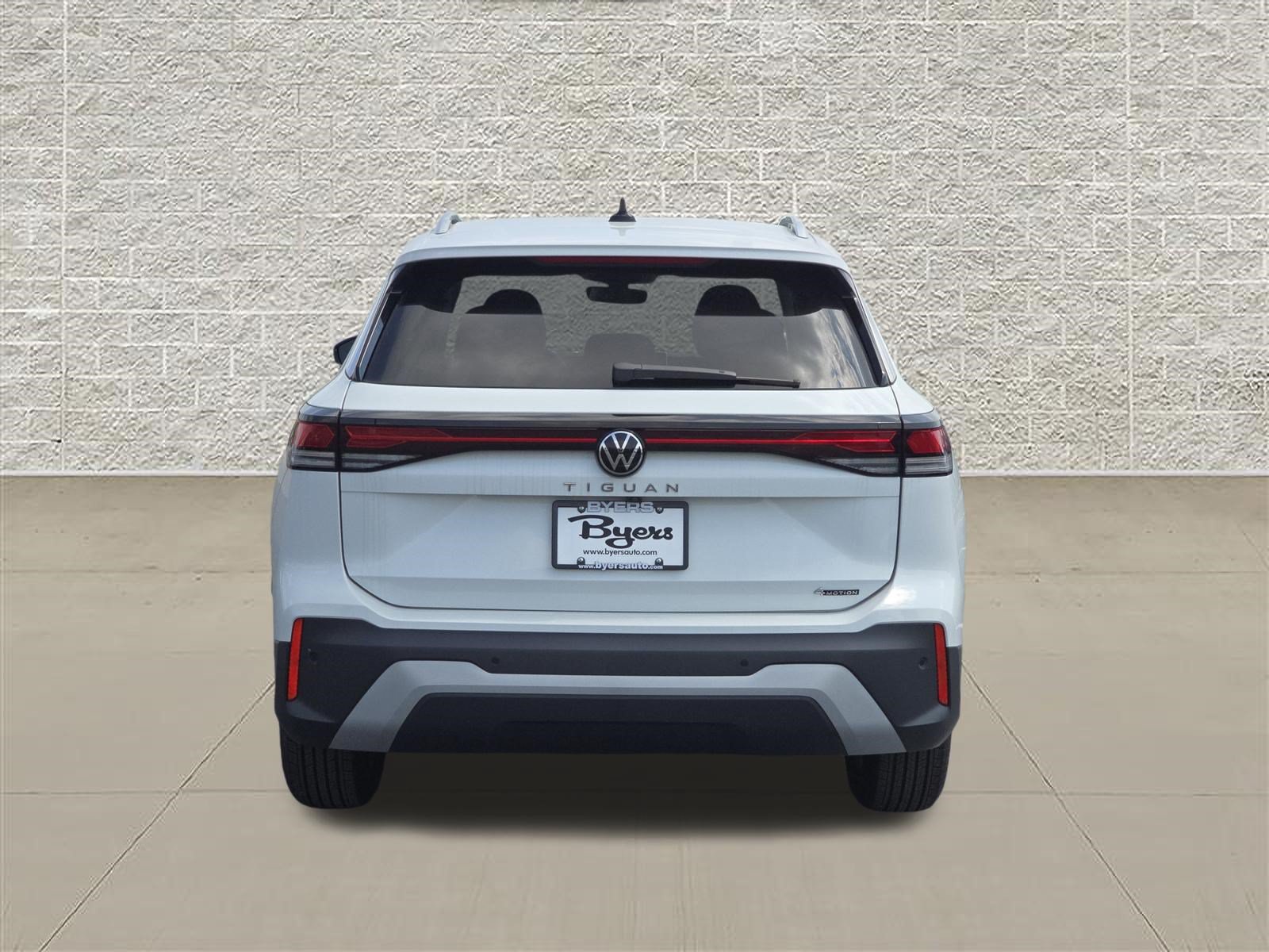 New 2026 Volkswagen Tiguan S AWD/4WD image 6