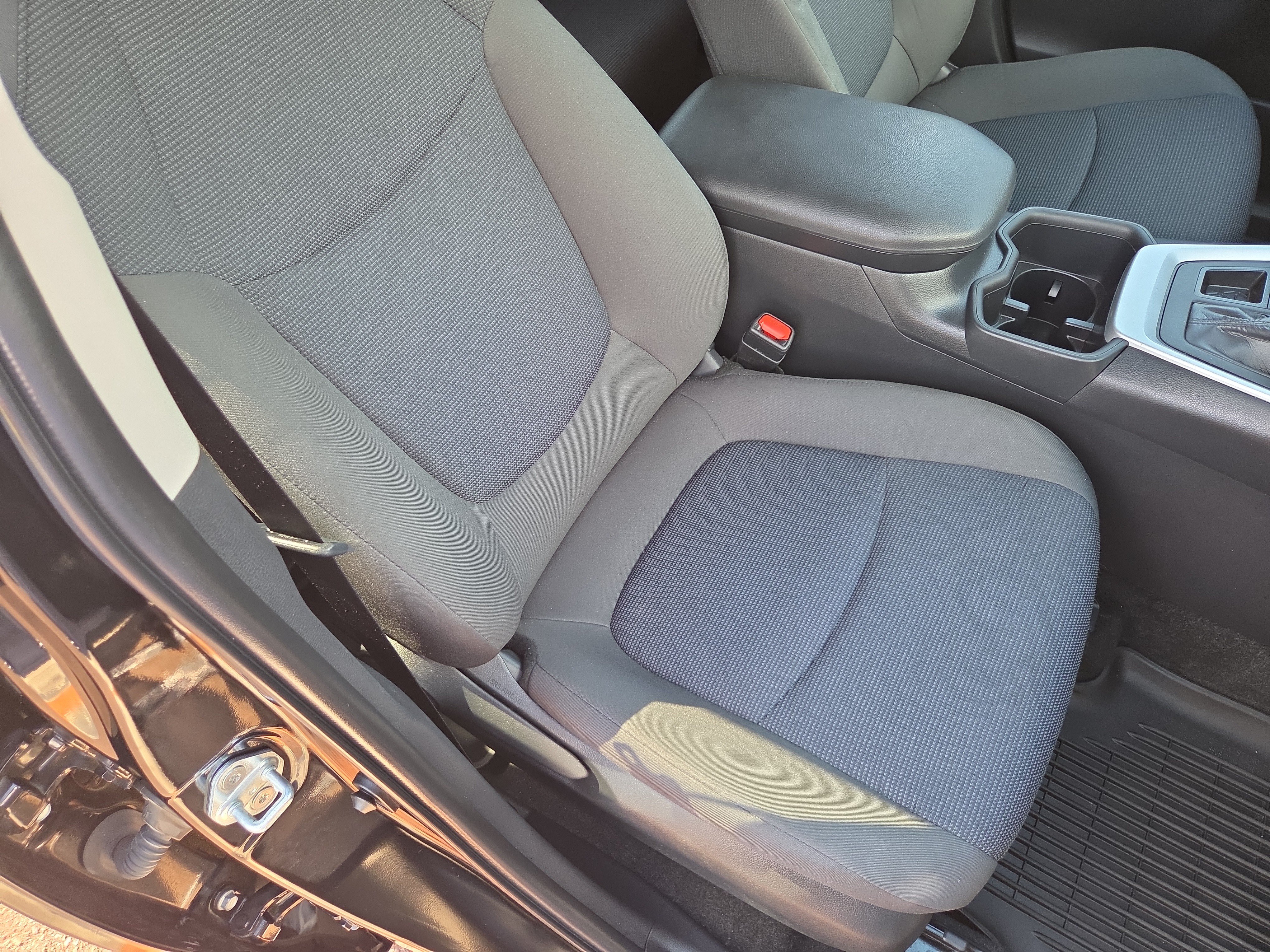 Certified 2023 Toyota RAV4 LE AWD/4WD image 16