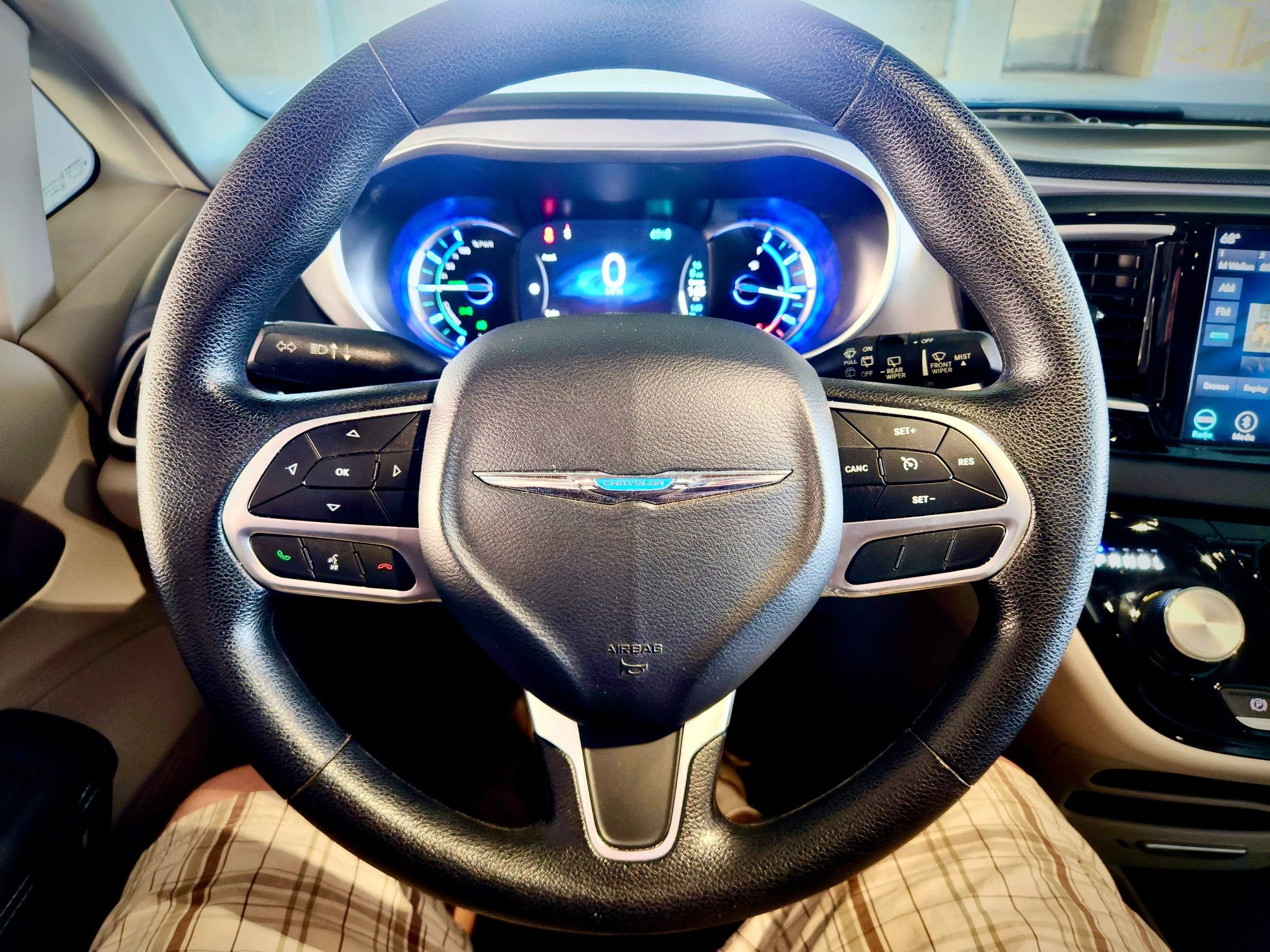 Used 2019 Chrysler Pacifica Touring Plus image 39