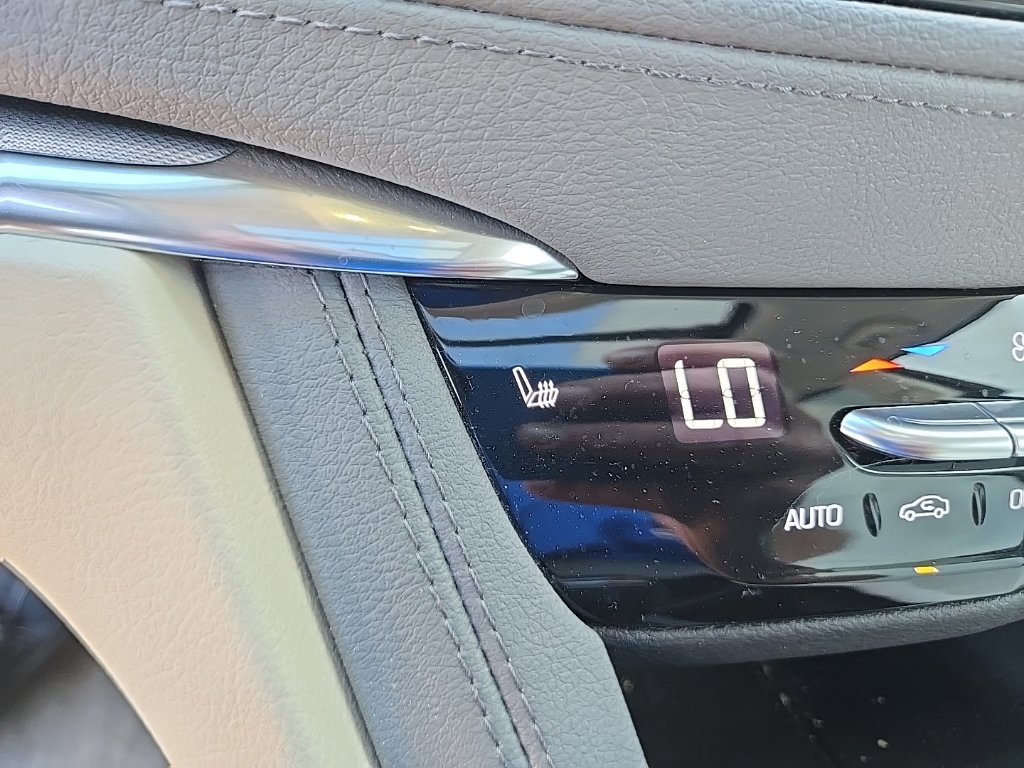 Certified 2023 Cadillac XT5 Premium Luxury w/ Technology Package FWD image 29