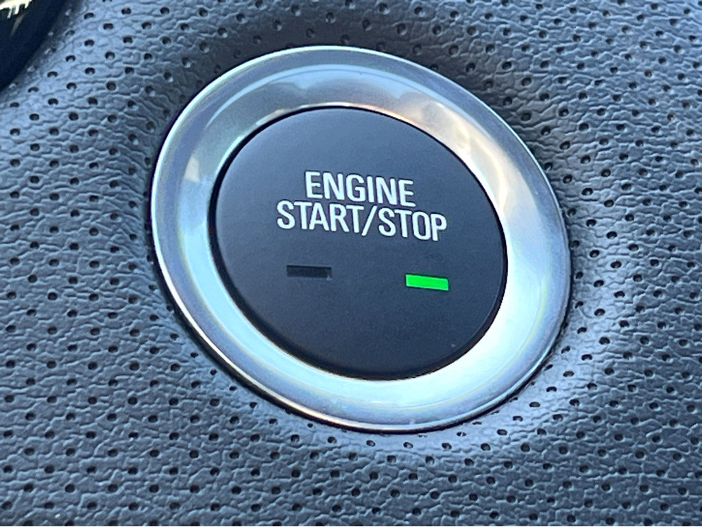 New 2025 Cadillac XT6 Luxury image 7