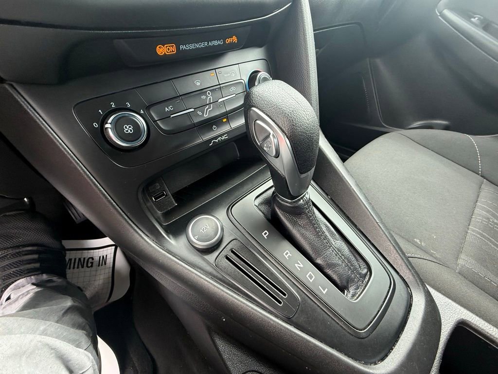 Certified 2017 Ford Focus SE image 20