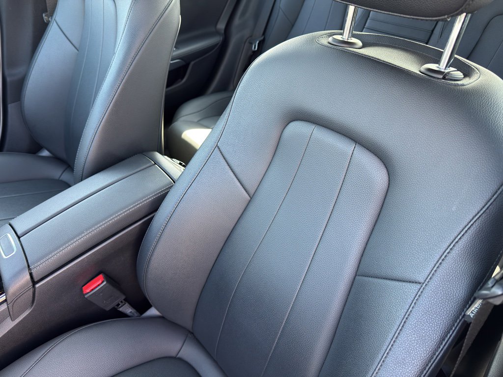 Used 2025 Mercedes-Benz CLA 250 4MATIC image 14