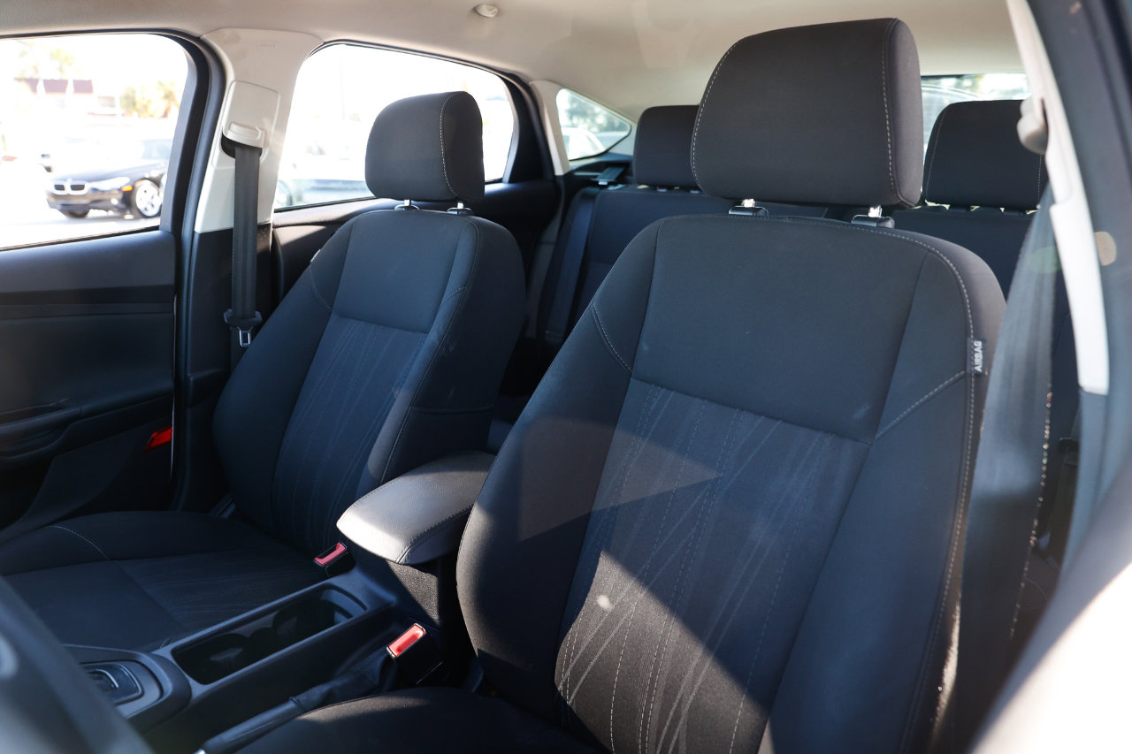 Used 2015 Ford Focus SE image 6