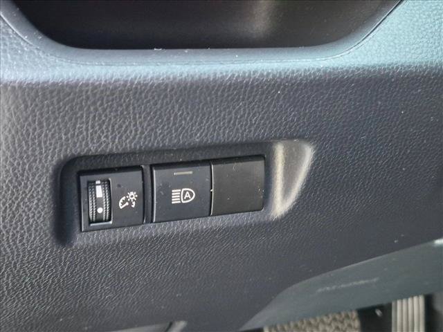 Used 2024 Toyota RAV4 LE FWD image 9