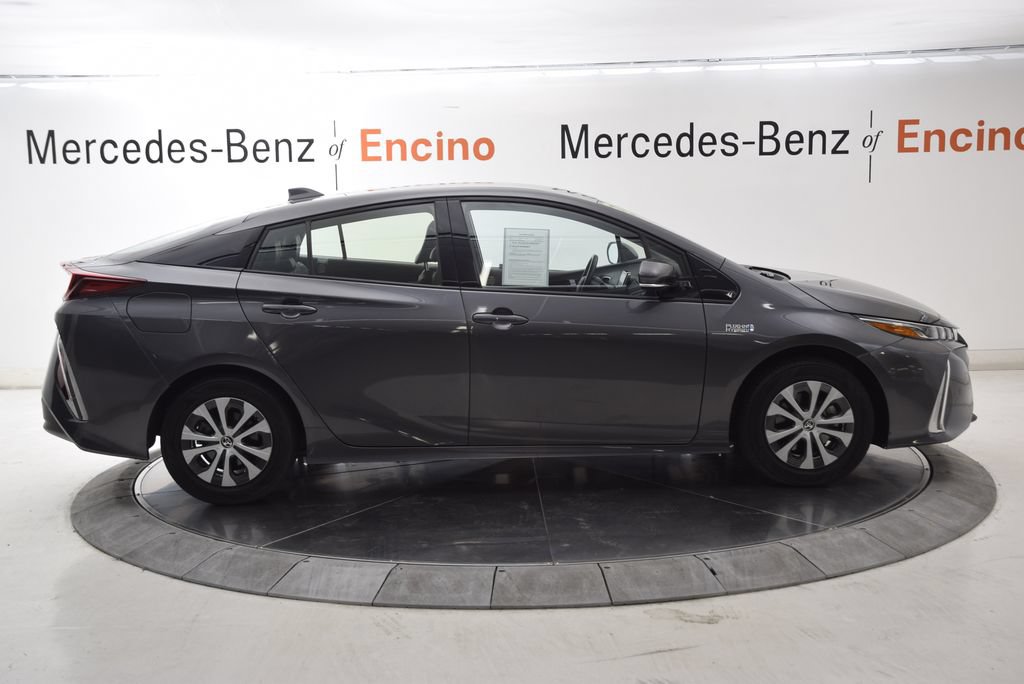 Used 2020 Toyota Prius Prime XLE FWD image 6