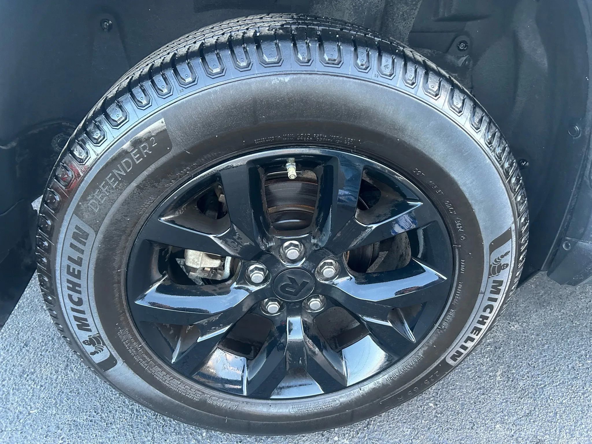 Used 2022 Toyota RAV4 LE image 40