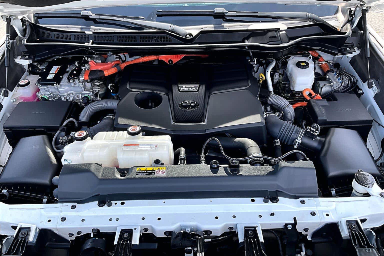 Used 2023 Toyota Tundra Limited w/ Power Package AWD/4WD image 32