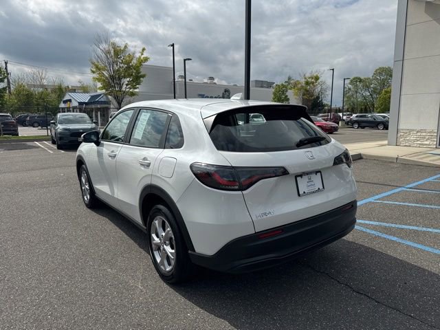 Used 2023 Honda HR-V LX image 6