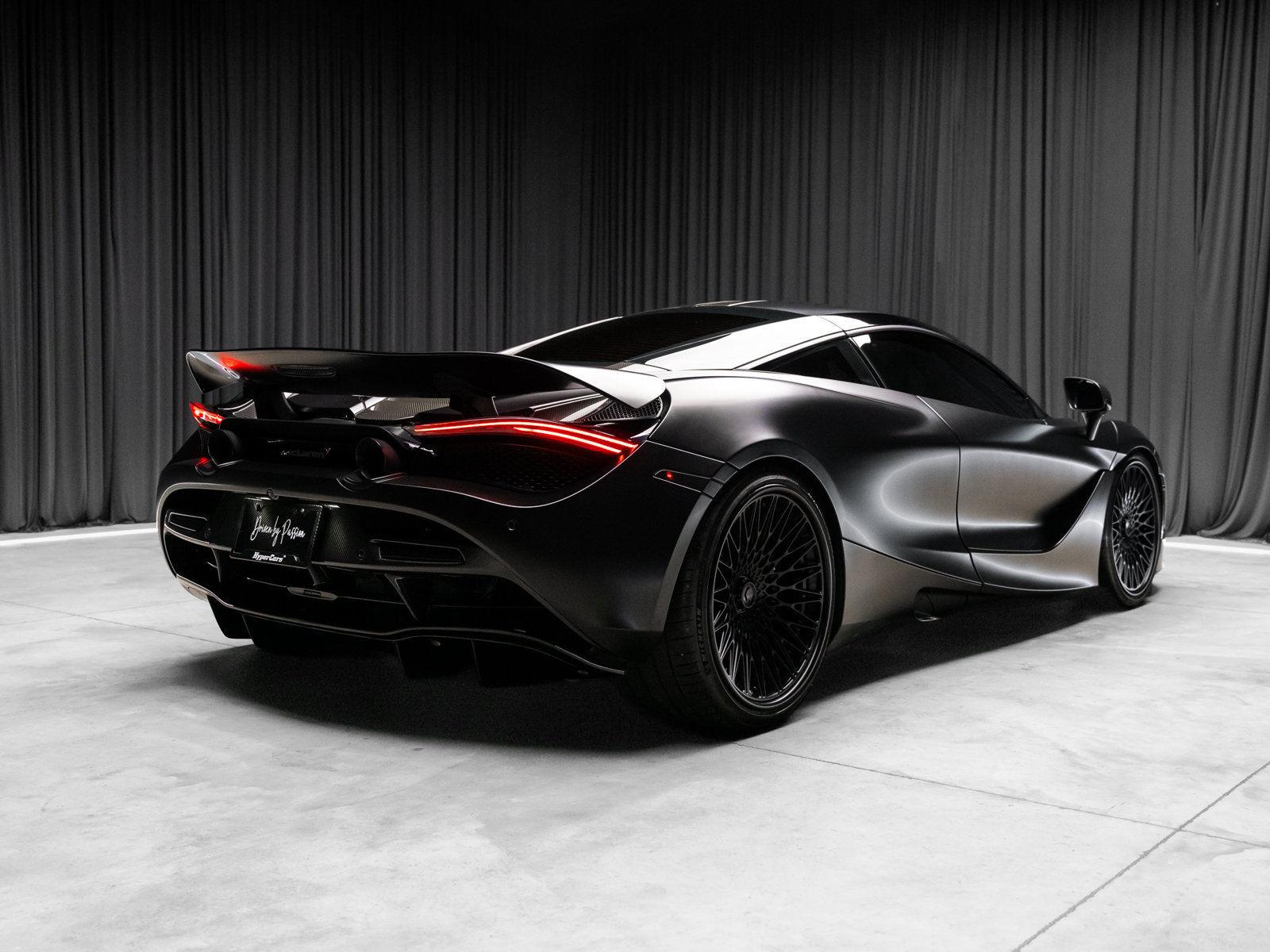 Used 2018 McLaren 720S RWD image 48