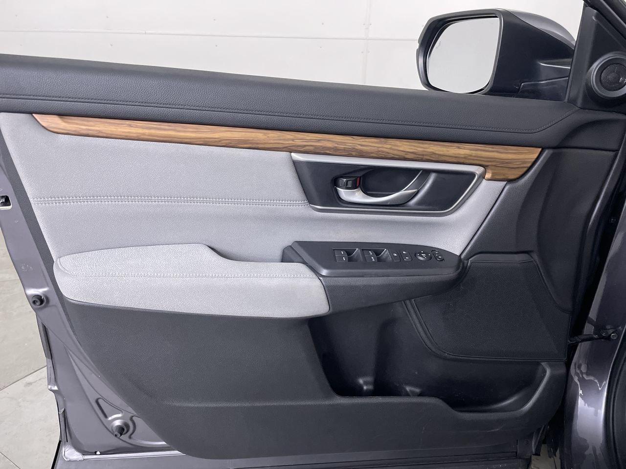 Used 2020 Honda CR-V EX image 10
