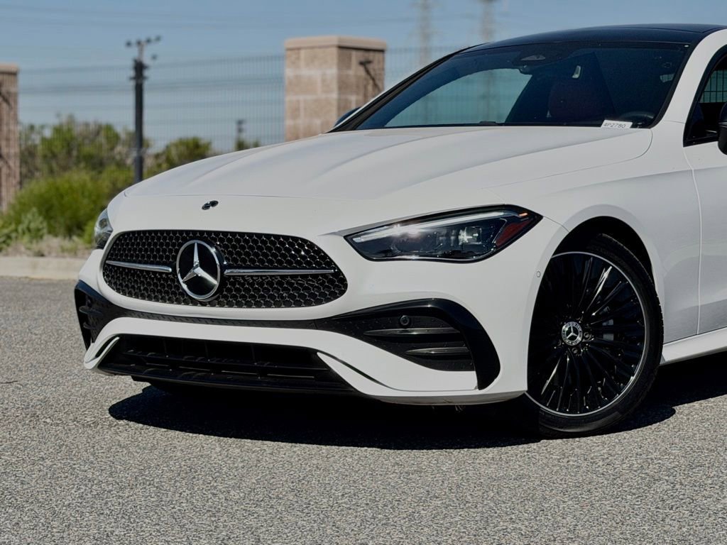 Used 2024 Mercedes-Benz CLE 300 4MATIC Coupe image 3