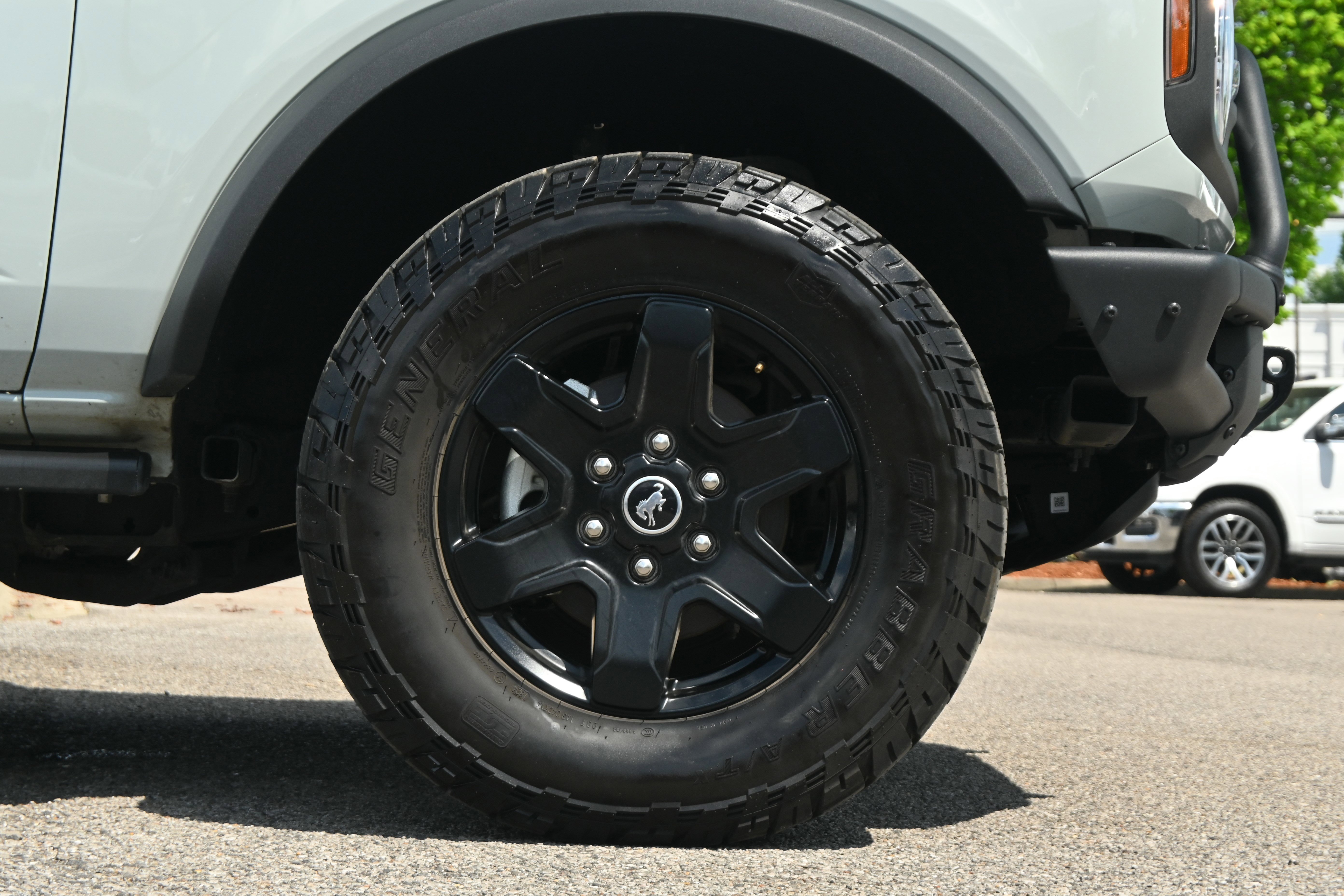 Used 2024 Ford Bronco Black Diamond AWD/4WD image 13