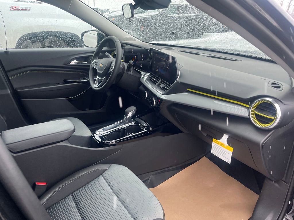 New 2026 Chevrolet Trax LT w/ Driver Confidence Package image 21