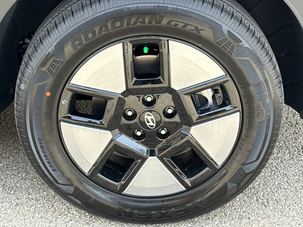 New 2026 Hyundai Santa Fe SE image 13