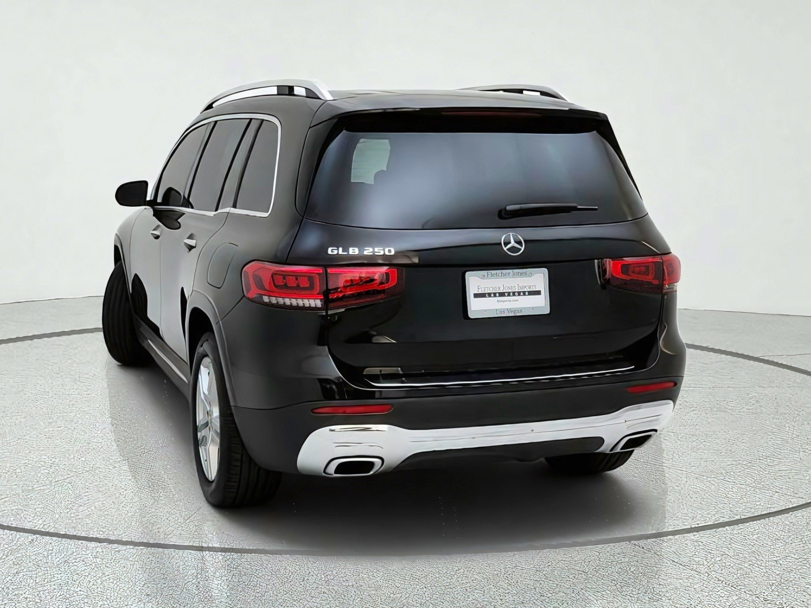 Used 2023 Mercedes-Benz GLB 250 image 11