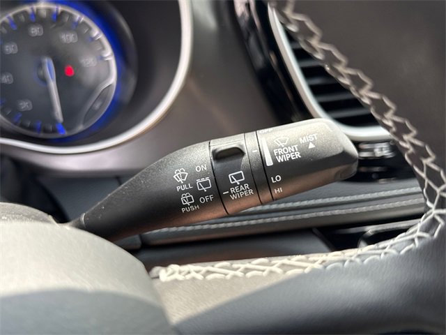 New 2025 Chrysler Pacifica Select image 19