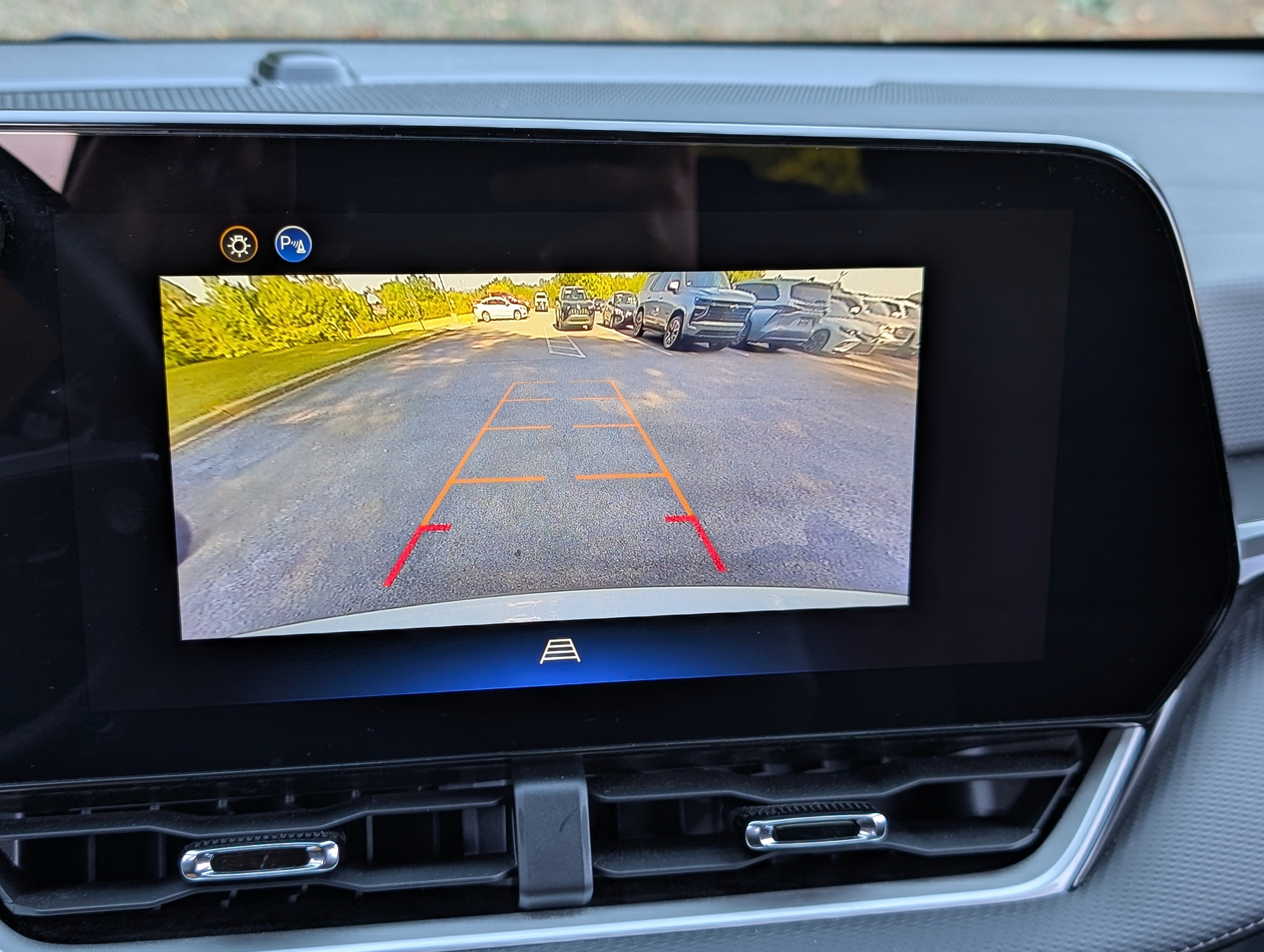 Used 2026 Chevrolet Equinox LT FWD image 27