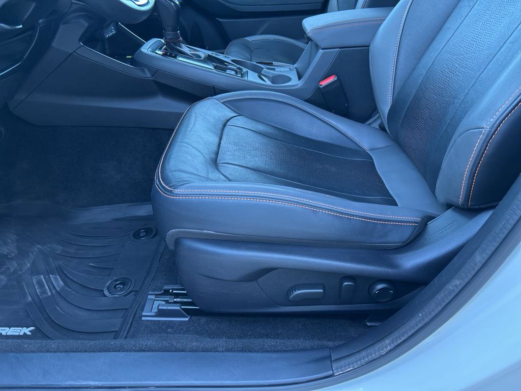 Used 2024 Subaru Crosstrek 2.5i Limited w/ Crosstrek Mirror Package image 11