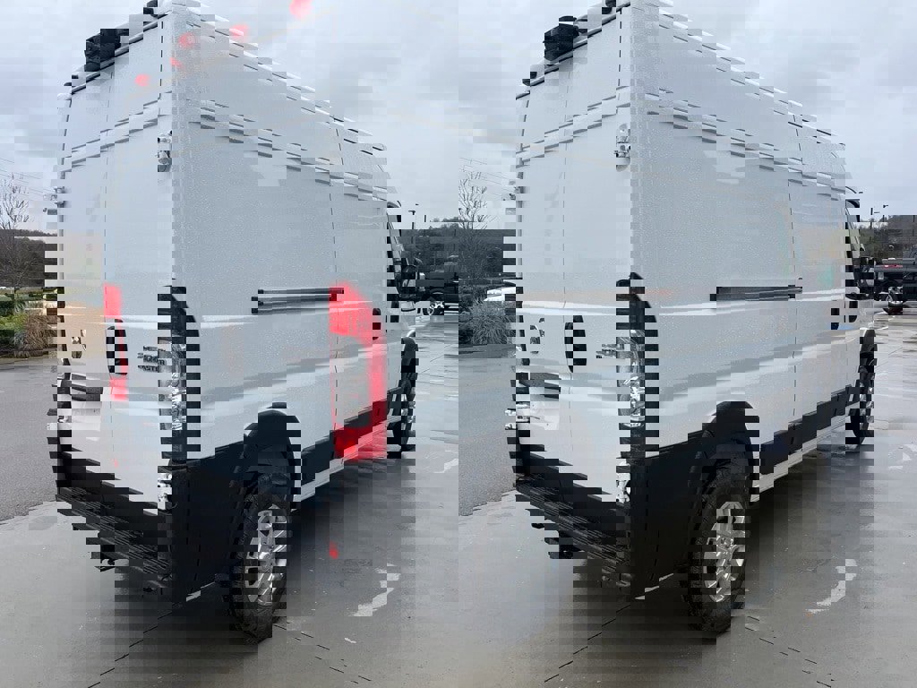 New 2026 RAM ProMaster 2500 w/ Quick Order Package 22G SLT image 18