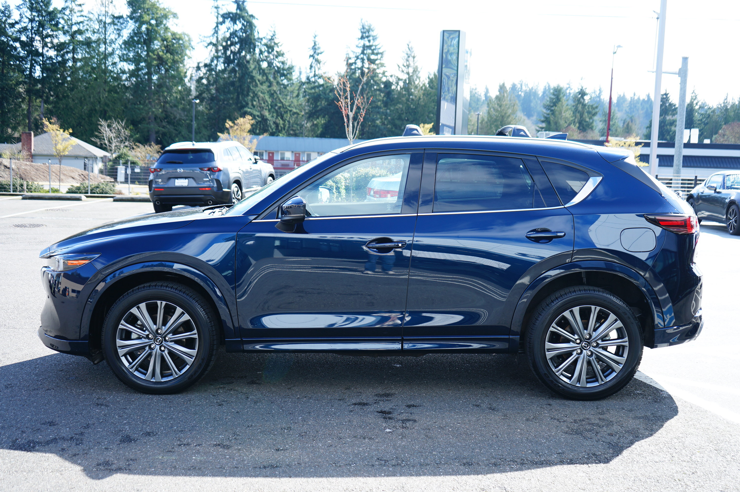 Certified 2025 MAZDA CX-5 Signature AWD/4WD image 7