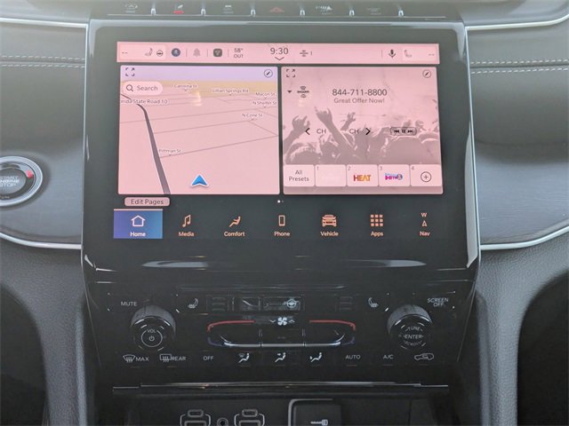 New 2025 Jeep Grand Cherokee Limited w/ Black Appearance Package image 16