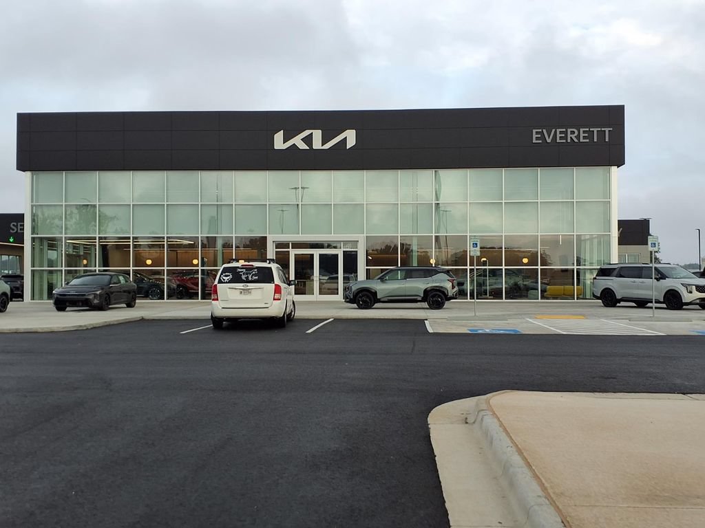 Used 2022 Cadillac XT4 Sport w/ LPO, ONYX Package FWD image 25