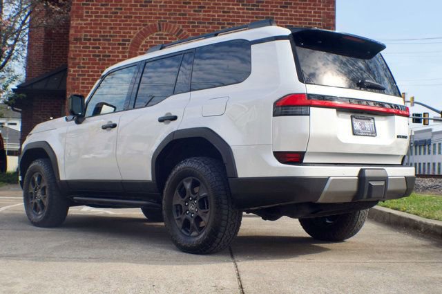 Used 2024 Lexus GX 550 image 7