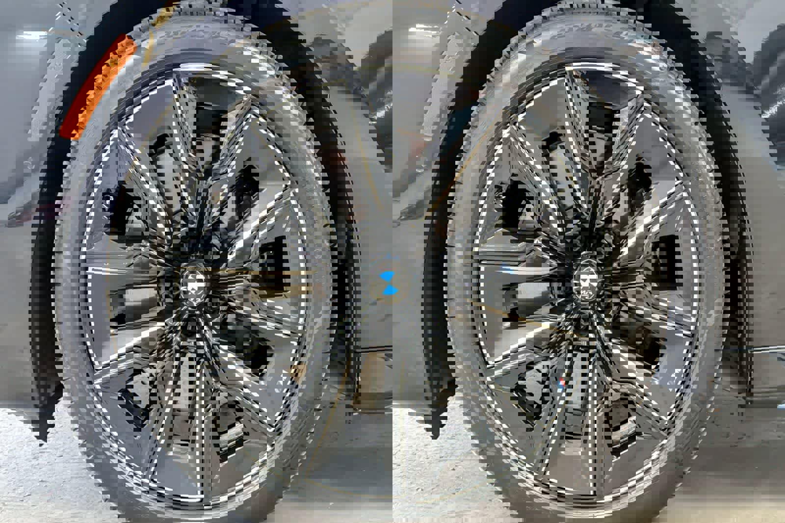 Used 2023 BMW i7 xDrive60 w/ Parking Assistance Package image 26