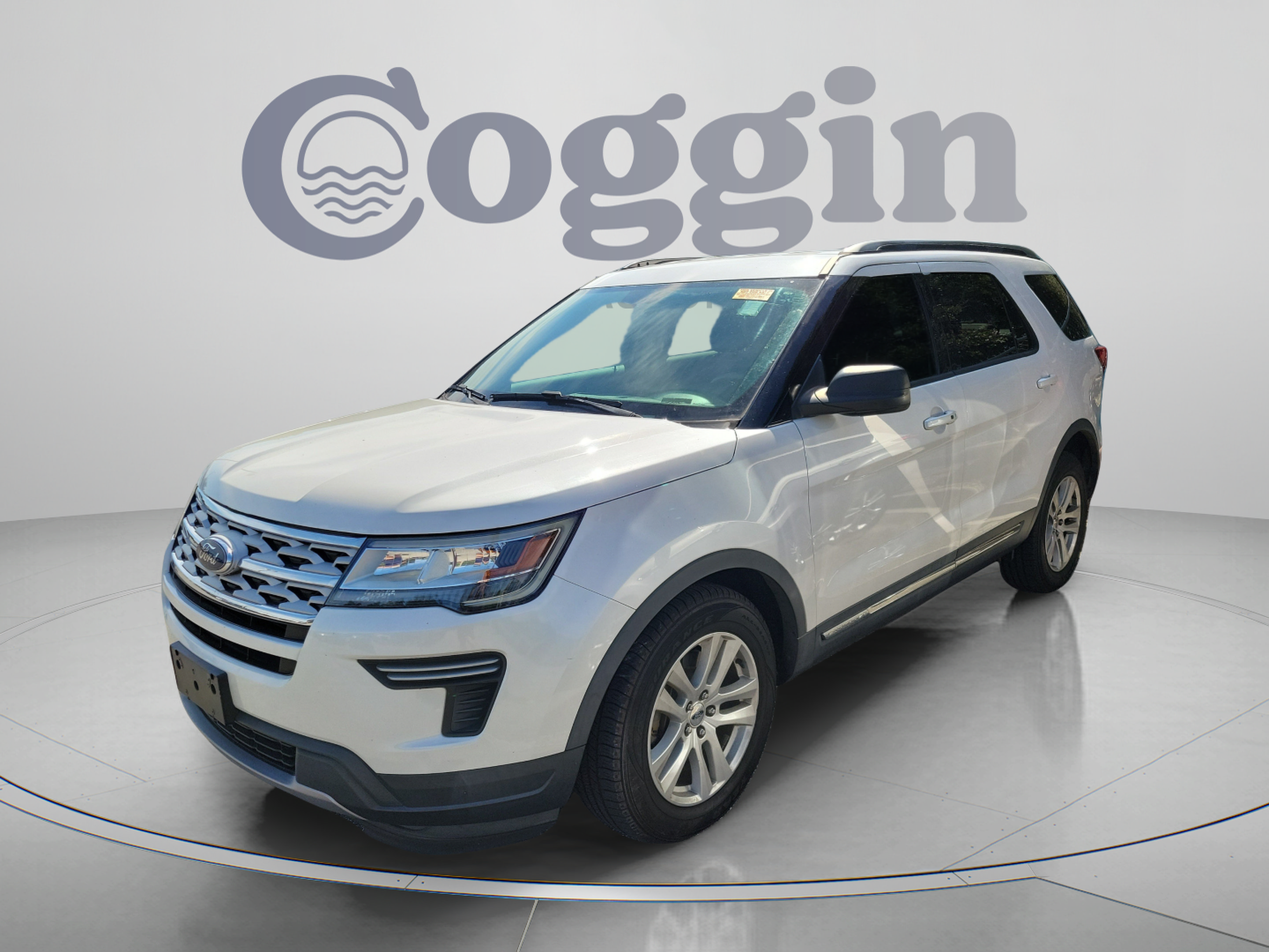 Used 2019 Ford Explorer XLT w/ Class III Trailer Tow Package FWD image 1