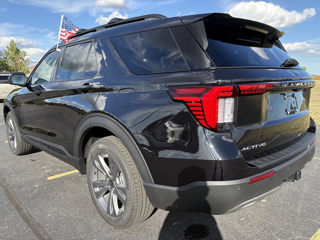New 2026 Ford Explorer Active image 44