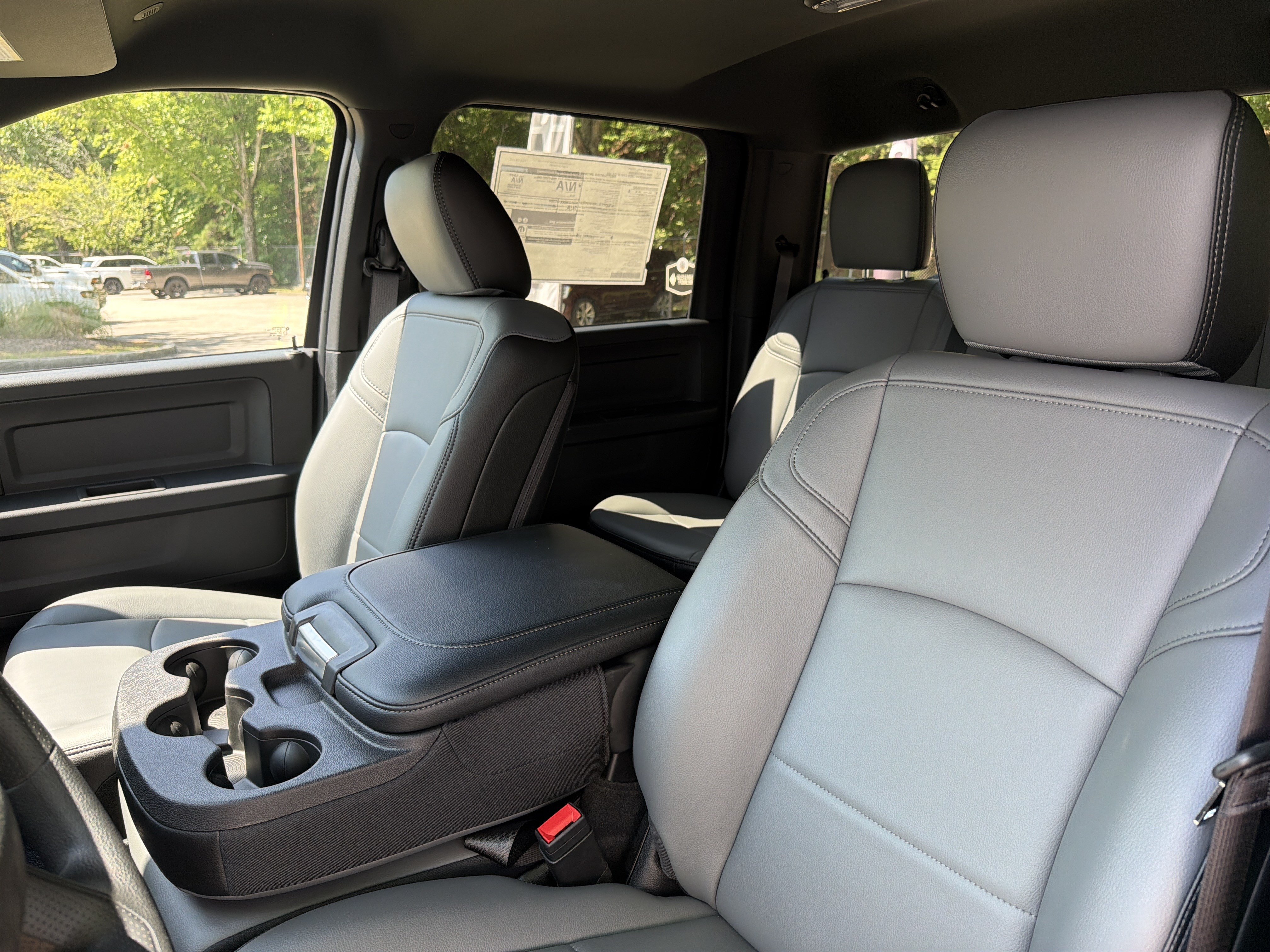 New 2026 RAM 3500 Tradesman AWD/4WD image 13