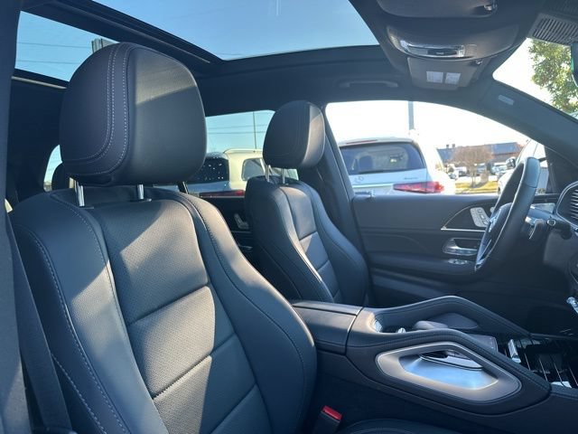Used 2025 Mercedes-Benz GLS 450 4MATIC image 30