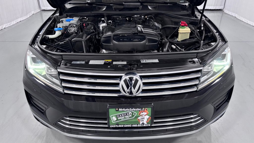 Used 2016 Volkswagen Touareg VR6 AWD/4WD image 29