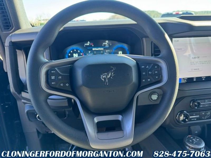 New 2025 Ford Bronco 4-Door image 17